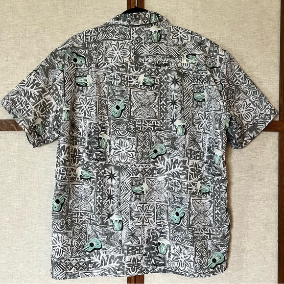 Vintage Roundy Bay Hawaiian Aloha Shirt with Drums and Guitars - Large - Picture 8 of 9